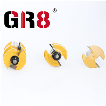 Битов набор от рамка на вратата